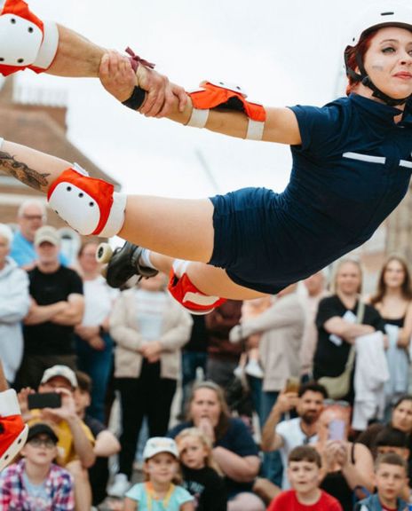 ZIDM 1600 21 Jun 15Feet6 Les Patineurs (C)Jamie Haslam